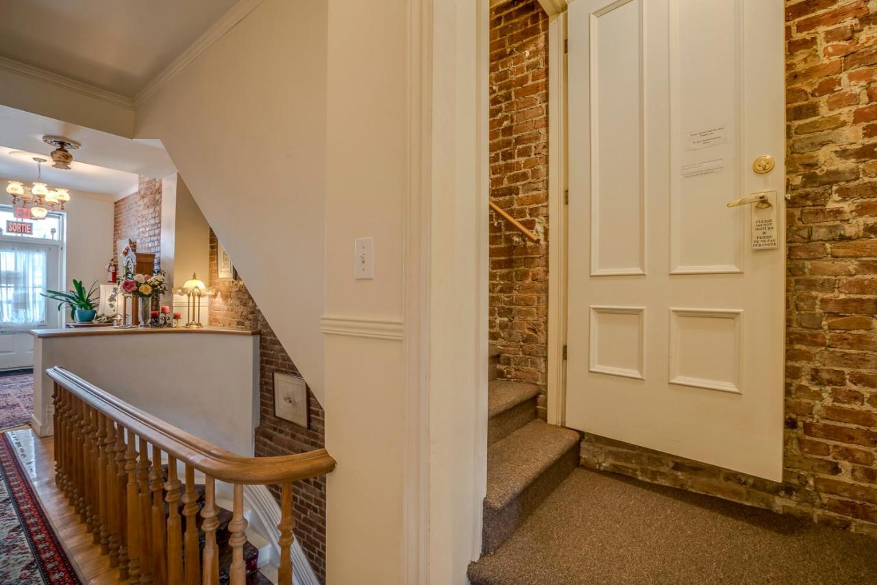 ケベックシティ B ＆ B メノワー モン キャルム Bed & Breakfast エクステリア 写真