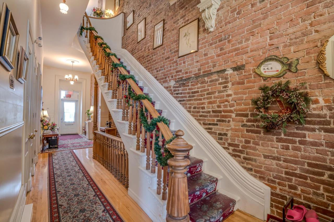ケベックシティ B ＆ B メノワー モン キャルム Bed & Breakfast エクステリア 写真